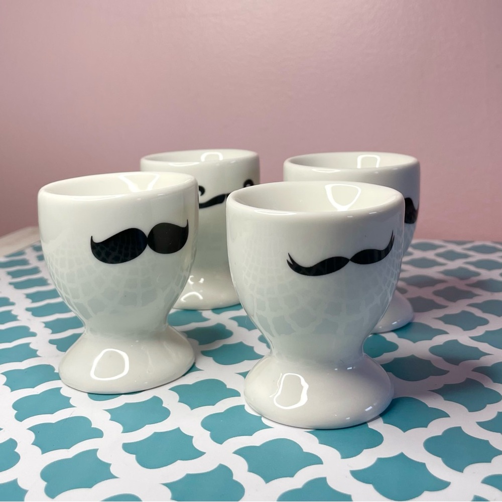 Egg Cups with Mustache Motif - Adorable Set of 4 - Eat your EGGS in Style! - Picture 11 of 11